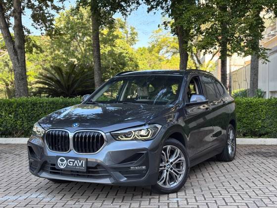 BMW X1 2.0 16V TURBO ACTIVEFLEX SDRIVE20I 4P AUTOMÁTICO BMW X1 2.0 16V TURBO ACTIVEFLEX SDRIVE20I 4P AUTOMÁTICO